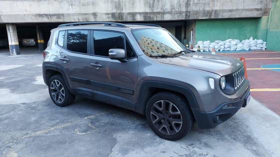 JEEP RENEGADE 2.0 16V TURBO DIESEL LONGITUDE 4P 4X4 AUTOMÁTICO JEEP RENEGADE 2.0 16V TURBO DIESEL LONGITUDE 4P 4X4 AUTOMÁTICO